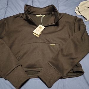 Corio Daydream Cropped Pullover in size L